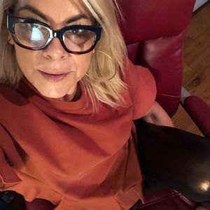 Meet your Posher, Marianthy